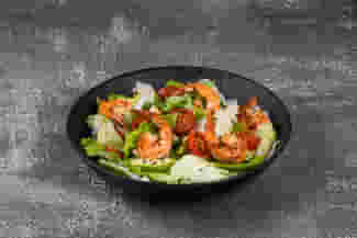 Dish Salad with shrimp SM menu Cookino Salad with shrimp SM menu Cookino